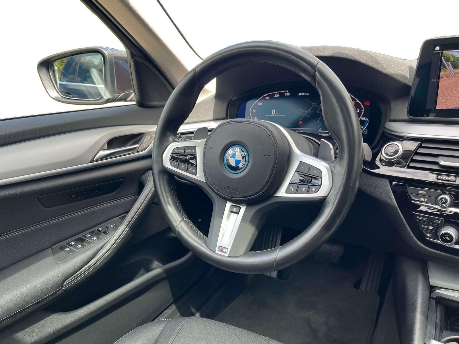 BMW 530e iPerformance AHK 360° PANO RFK HIFI LED SHZ