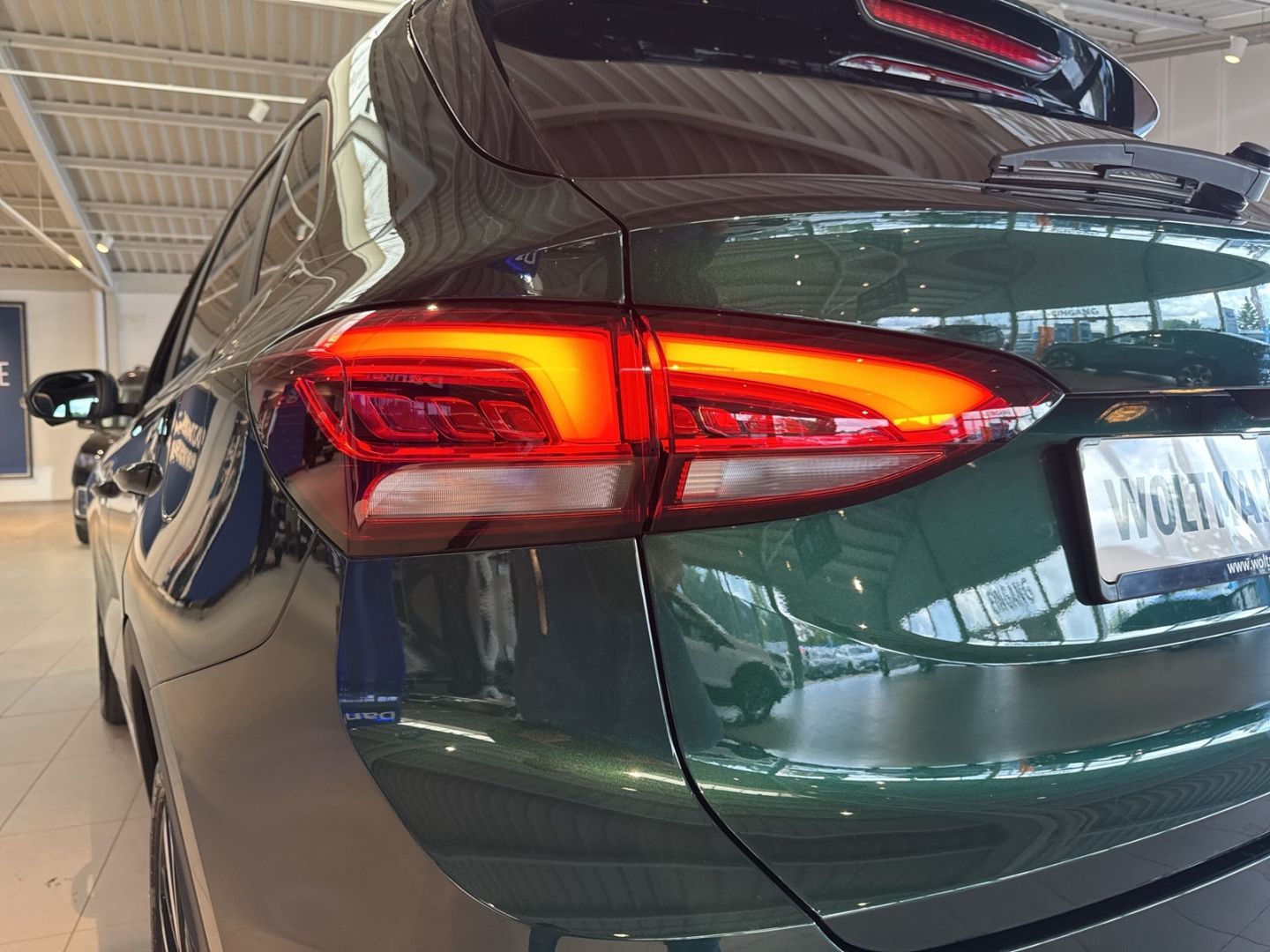 Fahrzeugabbildung MG ZS Hybrid+ LUXURY AT MY25 TOP FINANZ* Navi 360 C
