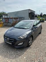 Hyundai i30 1.6 CRDi 81kW / 110 PS , top Zustand - Hyundai i30 mit Diesel-Antrieb: Ps