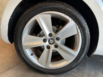 Seat Leon FR Lim. 5-Türer*2.HAND*SCHECKHEFT*LED*TOUCH