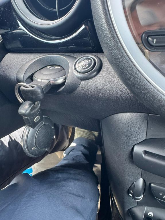 MINI COOPER 15