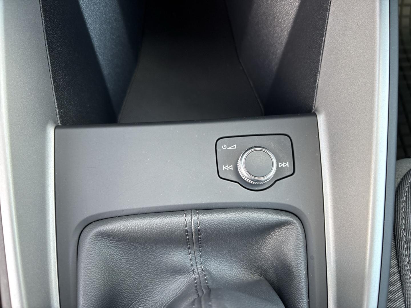 Audi A1 advanced TFSI 1.0 Sportback t Apple CarPlay