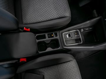 Ford Grand Tourneo 2.0 Titanium Kamera Navi Sitzpaket