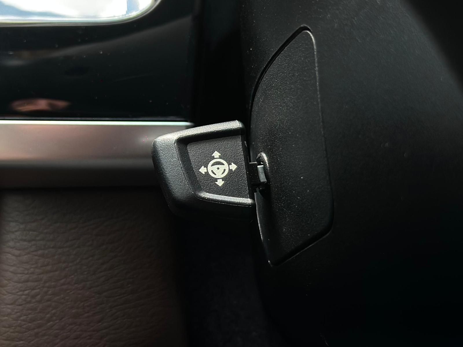 BMW X5 xDrive 30d* BIXEN#HUD#PANO#AHK#SHZ#TEMPO#NAVI - Image 22