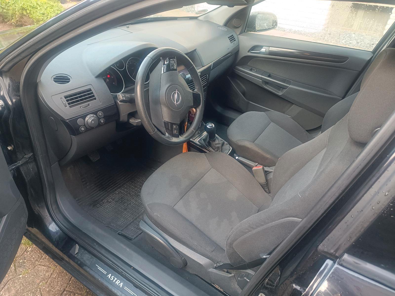 Opel Astra 2007 — photo 6