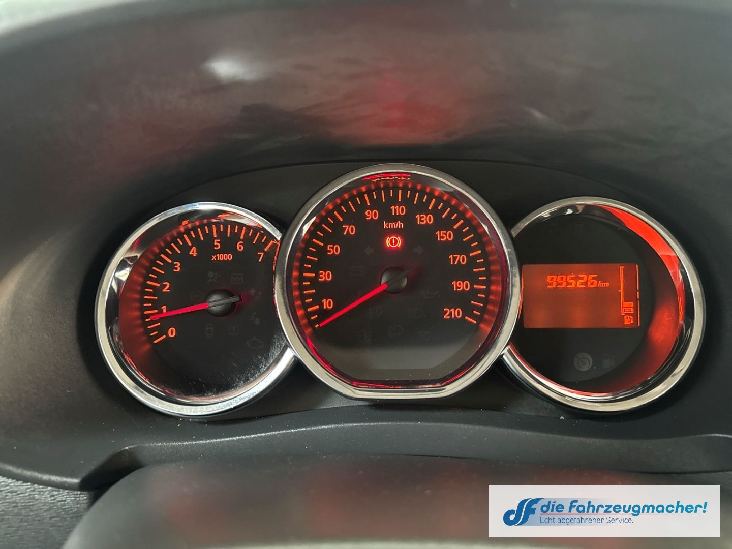 Fahrzeugabbildung Dacia Dokker Celebration ACC Apple CarPlay Android Aut