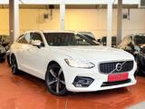 Volvo V90 Kombi R Design-NAVI-KAMERA-AUTOMATIK-AHK - weiße Volvo V90