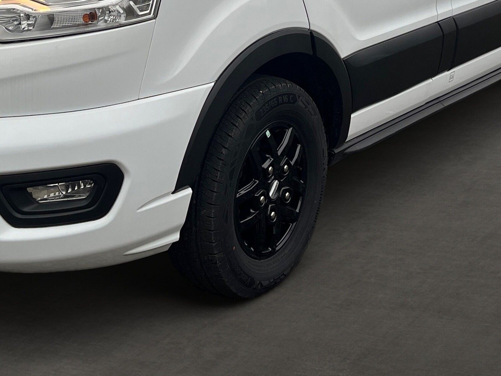 Fahrzeugabbildung Karmann Dexter 4x4 DE 560 AW Allrad, Alufelgen, RFK TZ