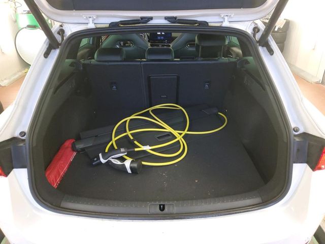 Leon ST 1.4 eHYBRID 180kW VZ DSG ACC/NAV/RFK/DCC