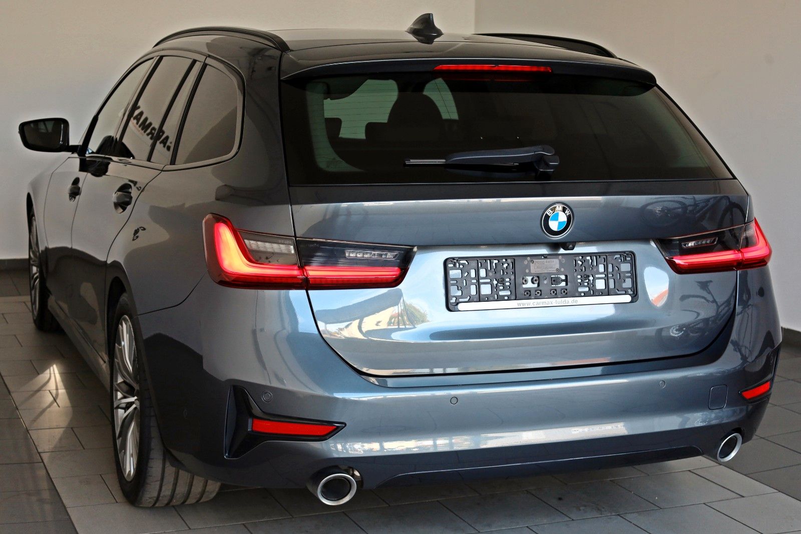 Fahrzeugabbildung BMW 330 d Touring,Sport Line,Leder,Navi,LED,Panorama