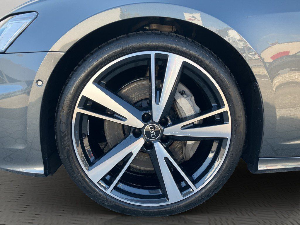 Audi A6 Limo 50 TFSIe qu. S tronic S line Matrix ACC imagem 3