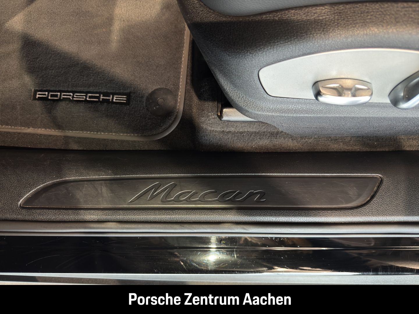 Porsche Macan Luftfederung PASM Approved Unfallfrei 20z foto 21