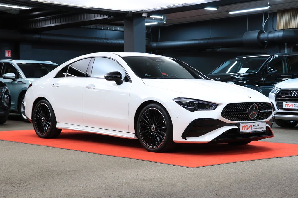 Image of Mercedes-Benz CLA 200