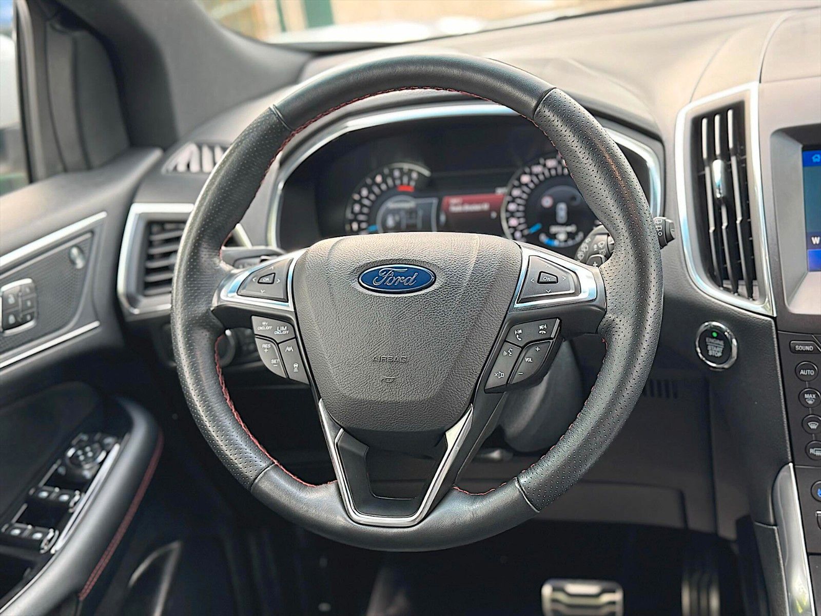 Fahrzeugabbildung Ford Edge ST-Line 4x4 Performance *ACC*Kamera*DAB*LED