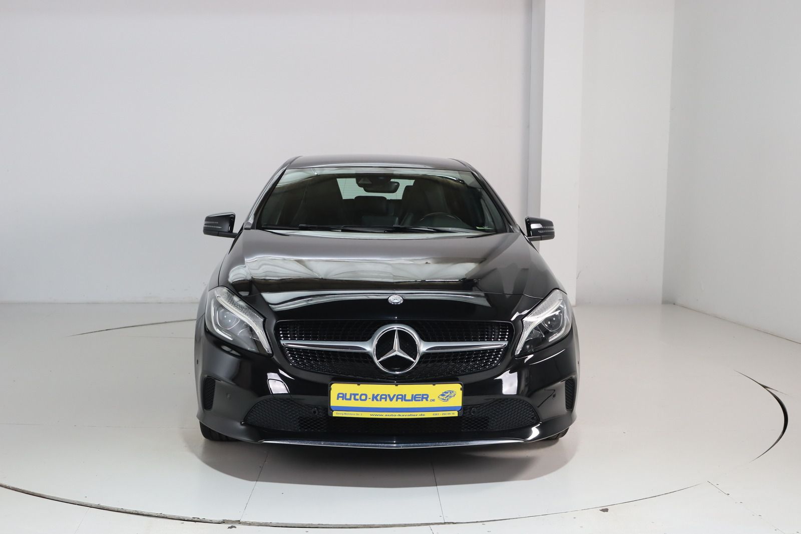 Fahrzeugabbildung Mercedes-Benz A 200 d * LED * Navi * SHZ *