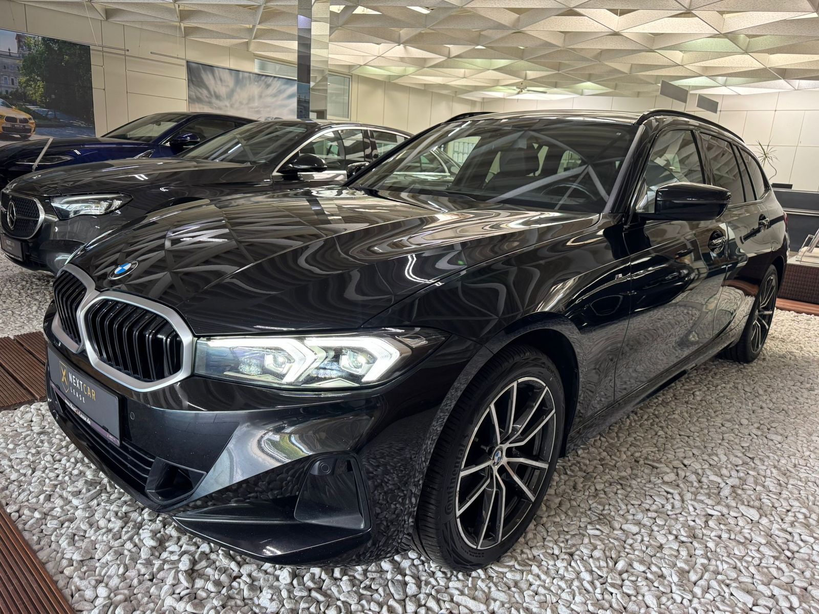 BMW 3 320d xDrive Amb. Sportsitze AHK