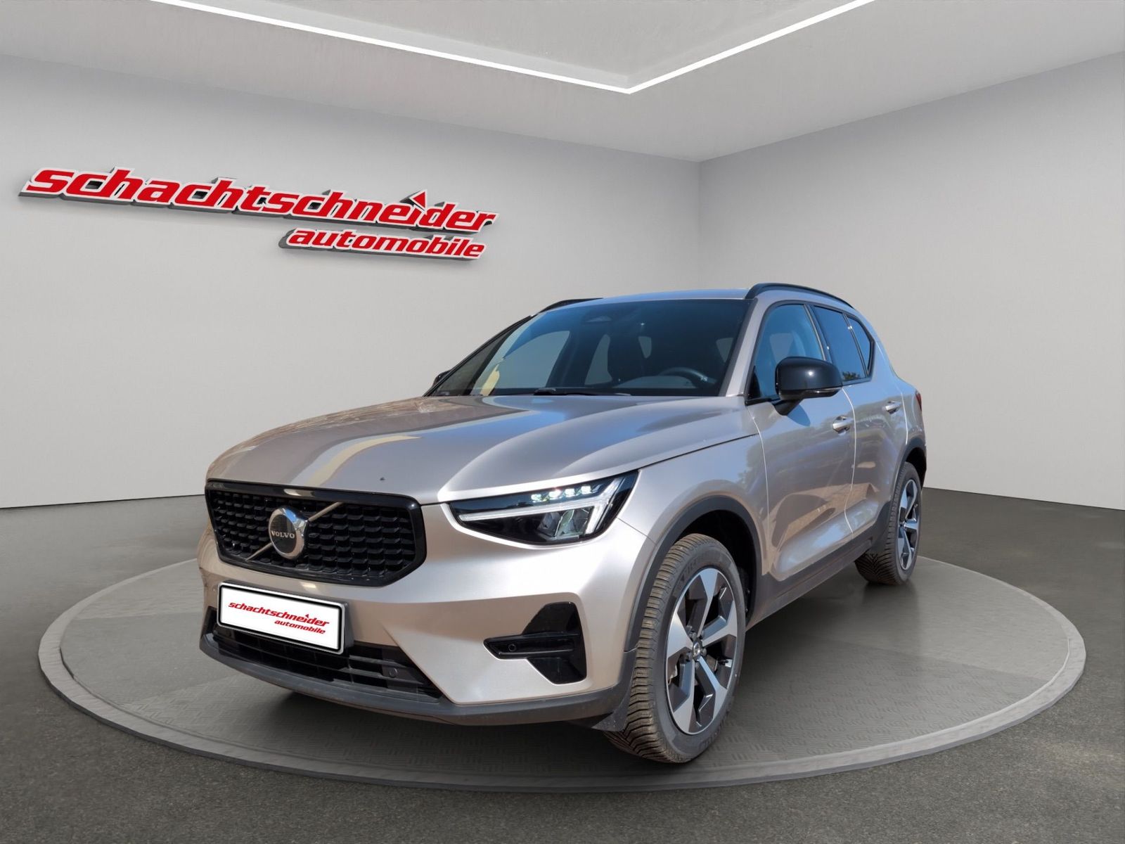 Volvo XC40 B3 B DKG Plus Dark+Standh+PilotAssist
