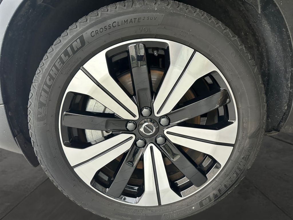 VOLVO XC40 Recharge 69 kWh Single Motor Core VOLVO XC40 Recharge 69 kWh Single Motor Core