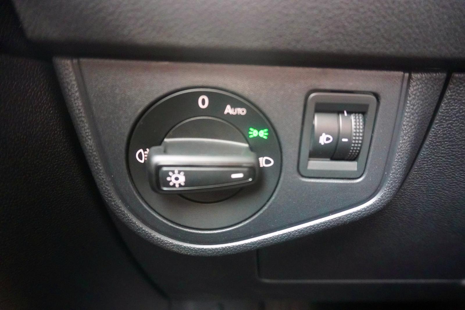 Volkswagen Taigo 1.0 Style LED ACC Tempomat AHK Kamera DAB, миниатюра 14