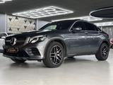 Mercedes-Benz GLC 250 4Matic Coupe AMG/AHK/SHZ/CAM/SCHIEBEDACH - Mercedes-Benz GLC 250: Coupe