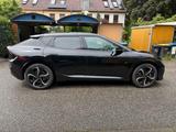 Kia EV6 77,4 kWh*GT-line*ACC*Warmpump*HUD*Pano*Merid - Kia mit Elektro-Antrieb: Schwarz