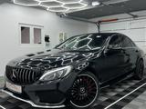 Mercedes-Benz C 250 Lim. AMG-LINE/LED/AHK/NAVI/BUSINESS+/SPUR - gebrauchte Mercedes-Benz C 250 aus dem Jahr 2016
