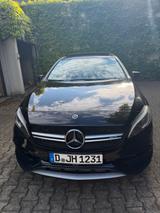 Mercedes-Benz A 45 AMG Mercedes-AMG - TOP Zustand  - gebrauchte Mercedes-Benz A 45 AMG aus dem Jahr 2017