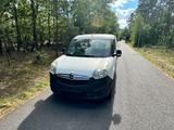 Opel combo d van Transporter Benzin weiß - Opel Combo aus 2012
