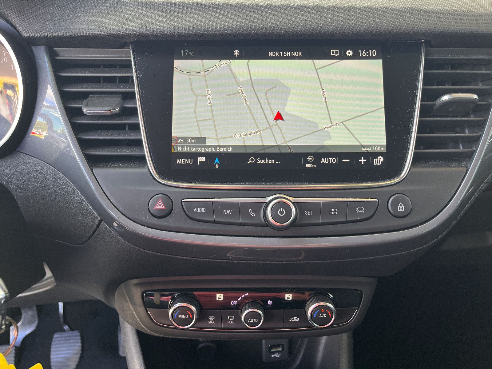 Fahrzeugabbildung Opel Crossland Elegance 1.2 Turbo