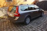 Volvo V70 Leder, wenig km, Tüv neu, sehr gepflegt, SH - Volvo V70 T mit Benzin-Antrieb