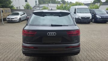 Audi Q7 - 9