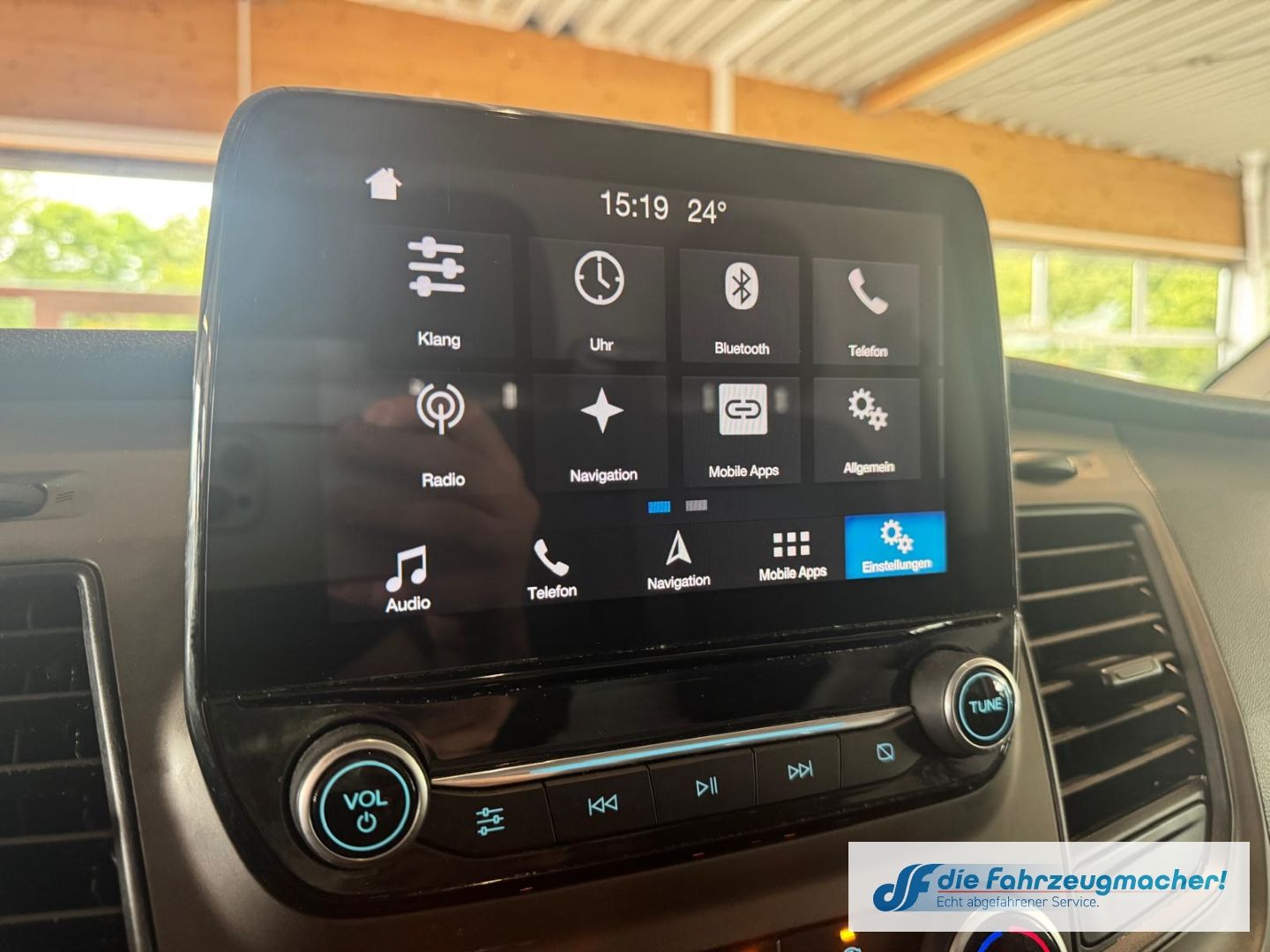 Fahrzeugabbildung Ford Transit Custom Kasten 340 L2 Trend 2.0 TDCi Navi