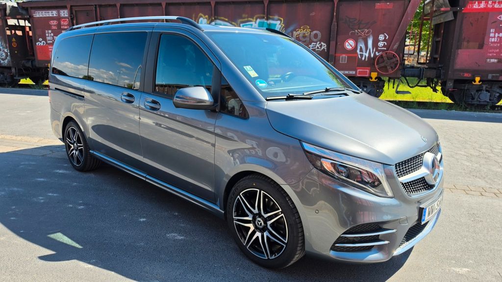 Image of Mercedes-Benz V 300