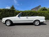 BMW E30 325i Cabrio | Schalter | California Car  - BMW 325: Cabrio, E30