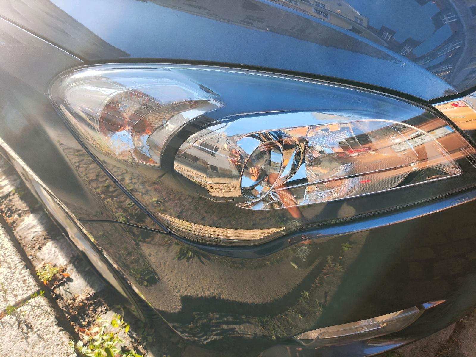 Kia cee'd 2011 — photo 10