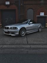 BMW E46 325i Cabrio Top Zustand - BMW 325 aus 2001: 325i