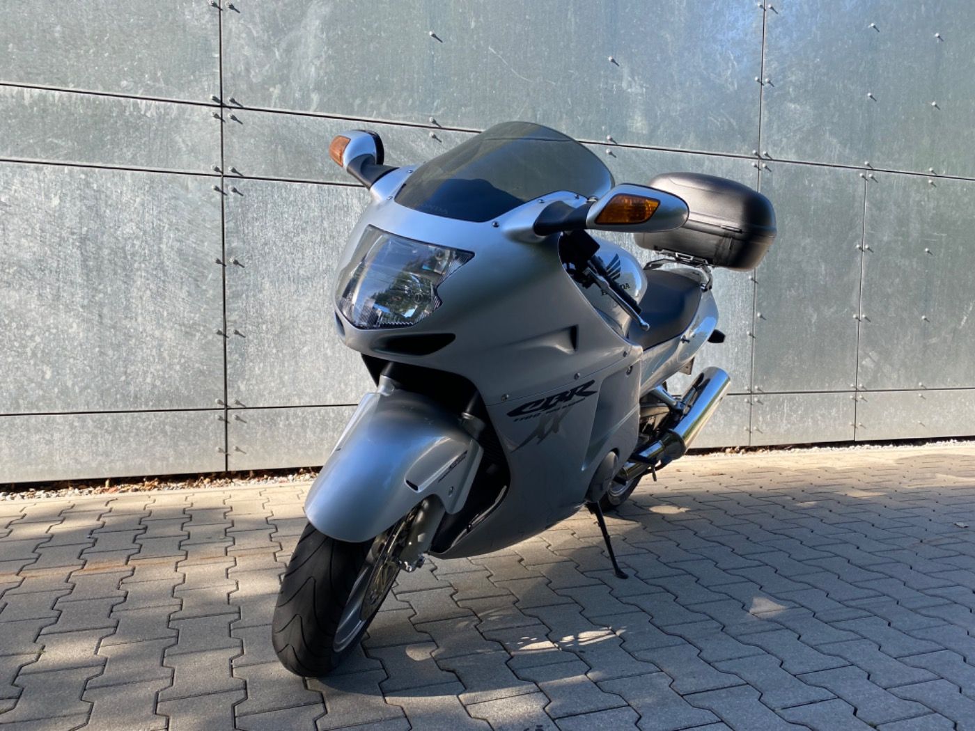 Fahrzeugabbildung Honda CBR 1100 XX SC35 aus 1. Hand