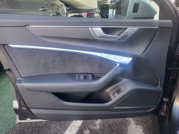 صورة مصغرة 33 لـ 2024 AUDI RS6