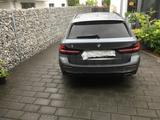 BMW 520i Touring A -LuxuryLine,AHK,Pano,Leder,Navi - gebrauchte BMW 520 aus dem Jahr 2021