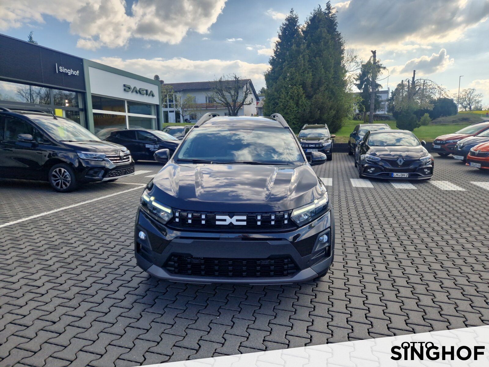 Fahrzeugabbildung Dacia Jogger Journey TCe 110