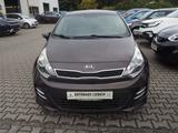 Kia Rio 1.2 Spirit - Kia Rio mit Benzin-Antrieb: Limousine