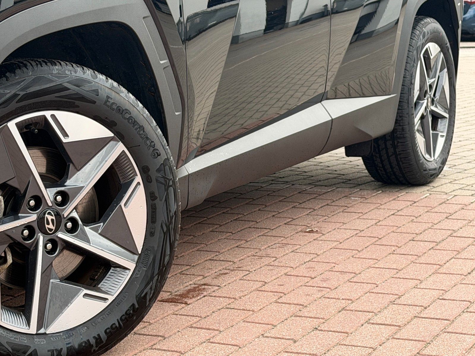 Fahrzeugabbildung Hyundai TUCSON 1.6 T-GDI Trend *Totwinkel*ACC*LED*RFK*