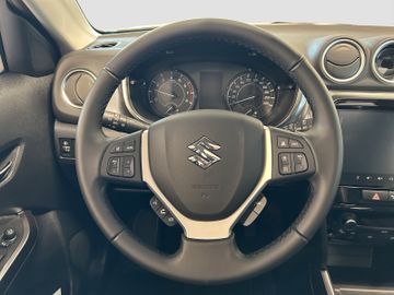 Fotografie 11 des Suzuki Vitara 1.4 Comfort+ Kamera PANO Navi Carplay