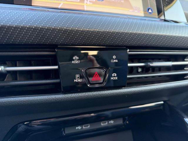 Golf VIII R 2.0 TSI 4Motion Navi HarmanKardon