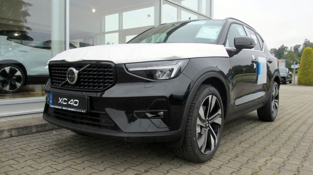 Volvo XC40 B4 Plus Dark DCT+ACC+20"+Harman+RFK+