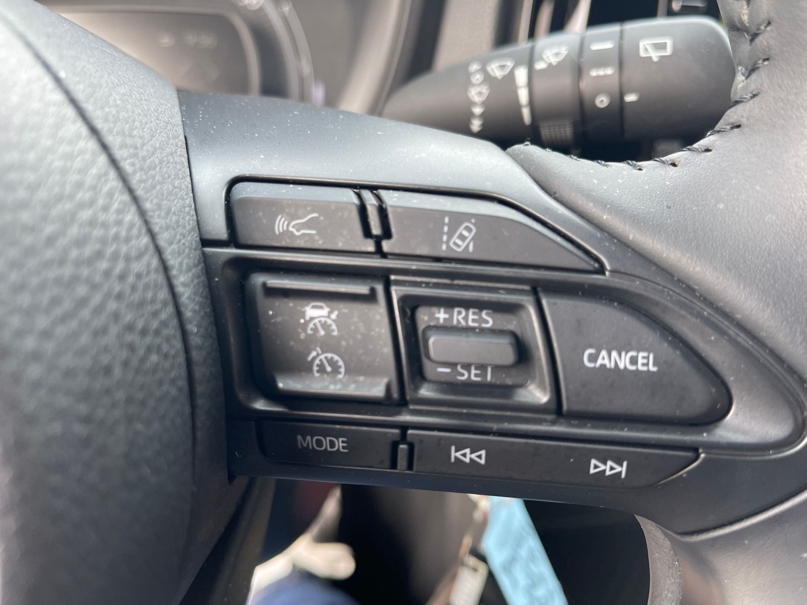 Fahrzeugabbildung Toyota Aygo X Pulse Automatik /Klima/Kamera