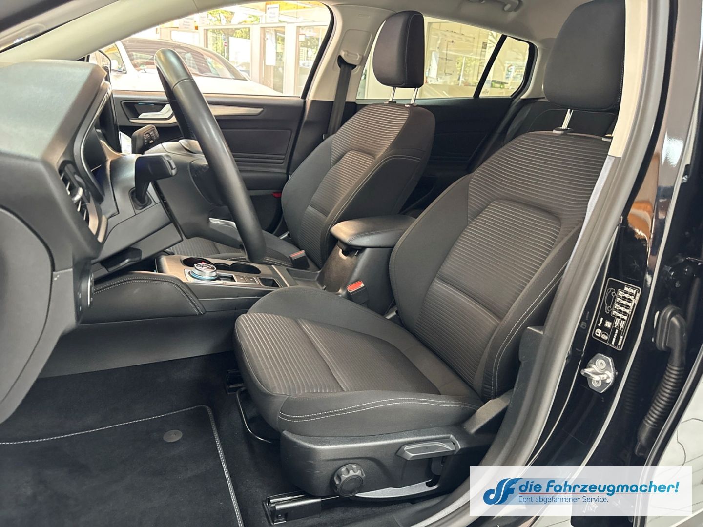 Fahrzeugabbildung Ford Focus Turnier Titanium X 1.5 EcoBlue EU6d Navi D