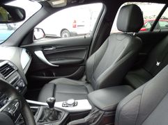Fahrzeugabbildung BMW 120 120 d xDrive M PAKET Schiebedach PDC BIXENON