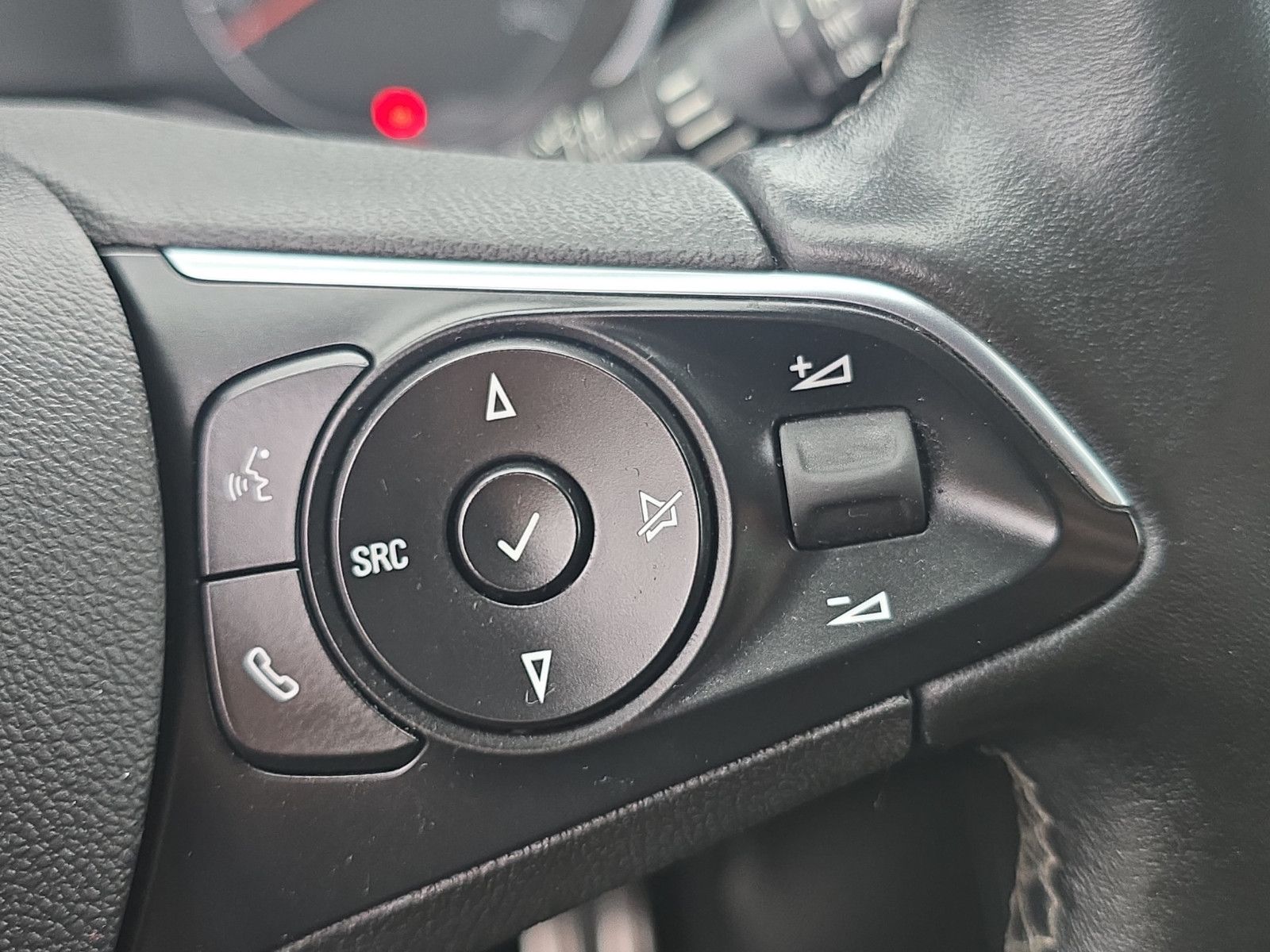 Fahrzeugabbildung Opel Grandland (X) Ultimate/360Kamera/LED/LEDER/NAVI