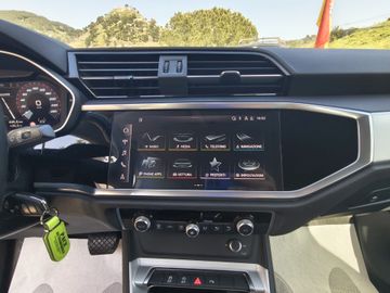 Audi Q3 - 11